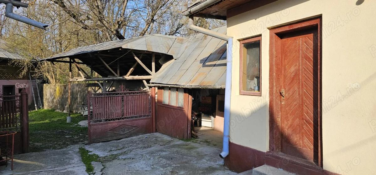 Case + teren de vanzare - 2 Case + teren de vanzare - 2