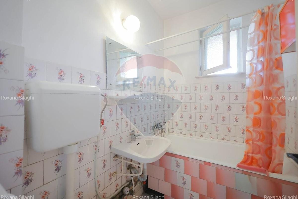 Apartament cu 3 camere de vanzare, zona Rogerius - 6