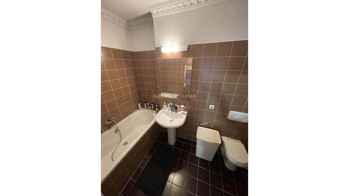 Apartament cu 3 camere decomandat în Splaiul Unirii - 11