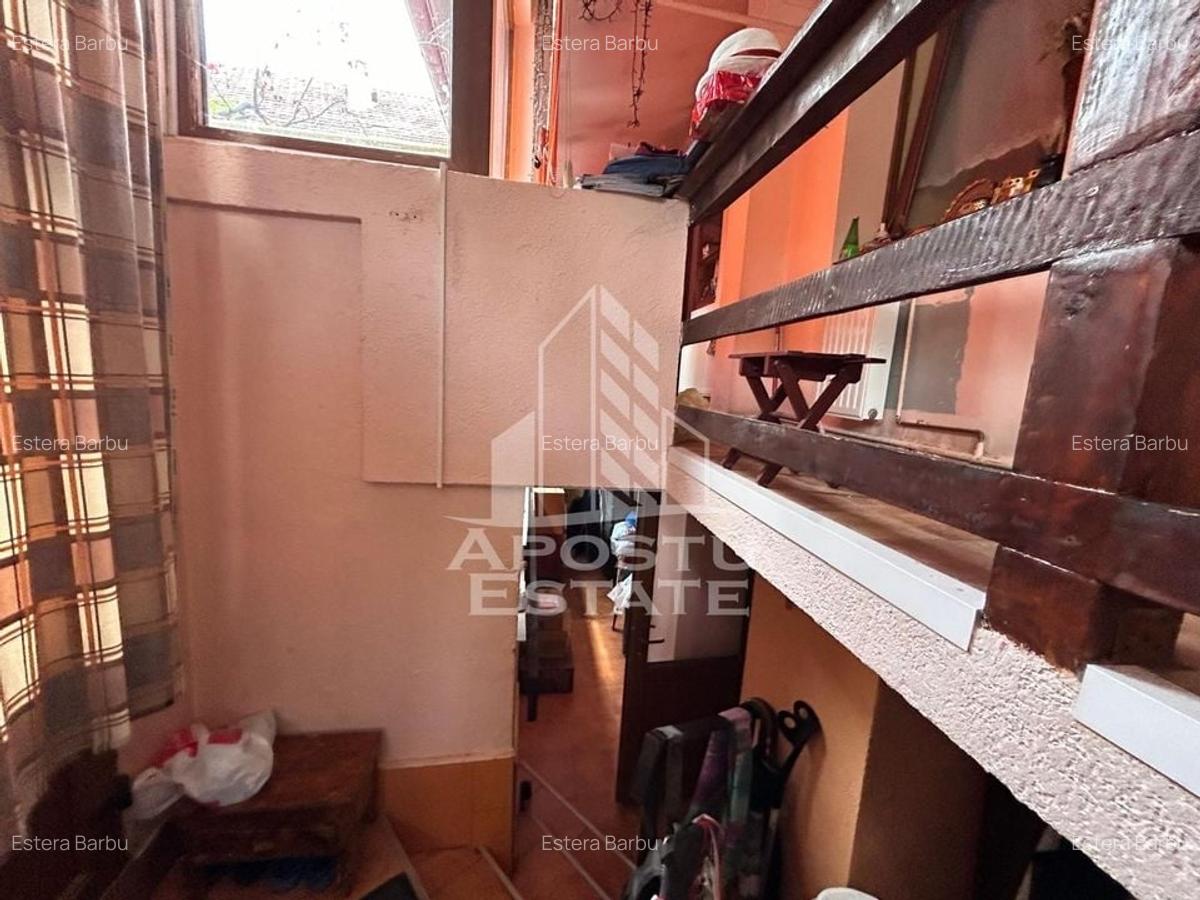 Apartament cu 4 camere semidecomandat în P-ța Maria - 4