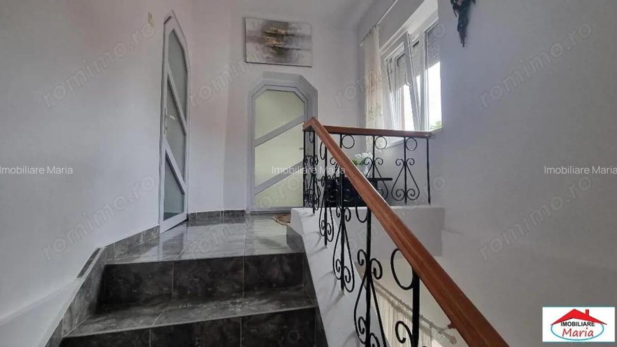 Casa solida situata semicentral cu acces auto, 159000 Euro - 9