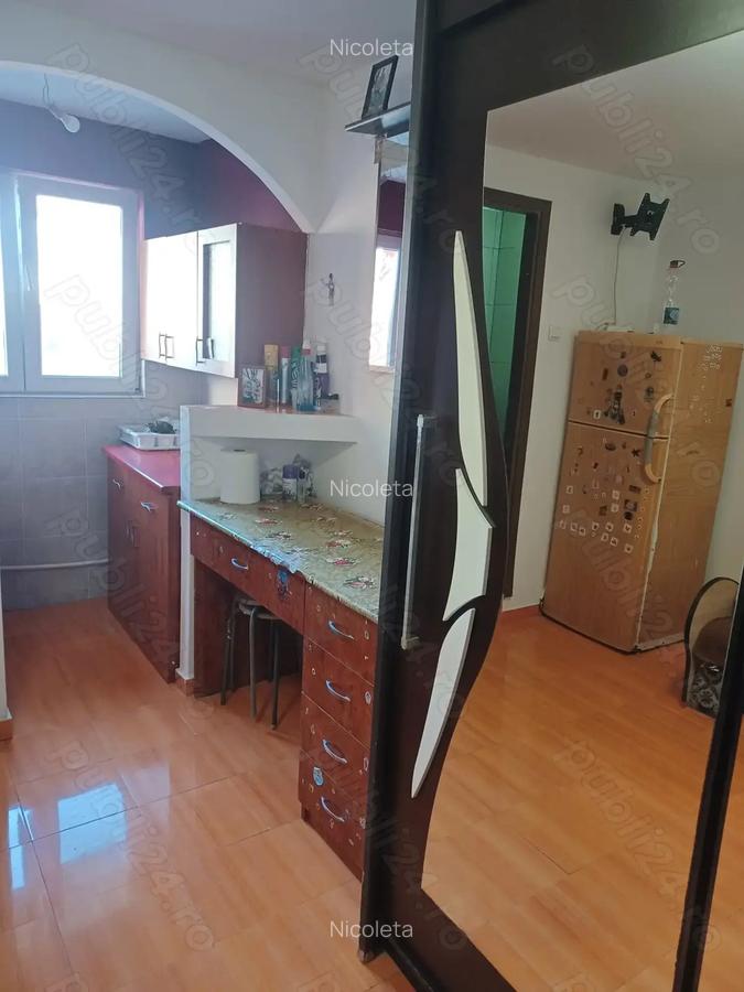 Garsoniera Zona Aparatorii Patriei 5 minute de metrou - 4