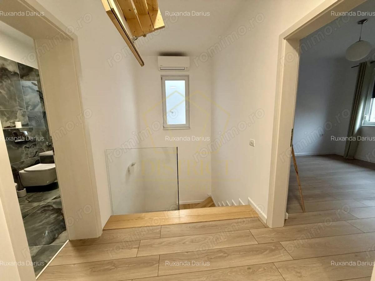 Duplex despartit prin garaj cu 5 camere | Dumbravita - 12