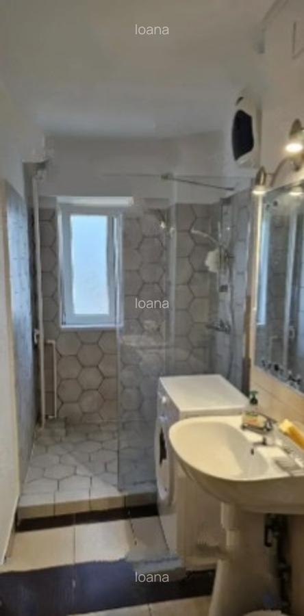 Unirii Metrou,bl.1992,DECOMANDATA;Renovata,geam la baie,mobilata utilata,complet - 2