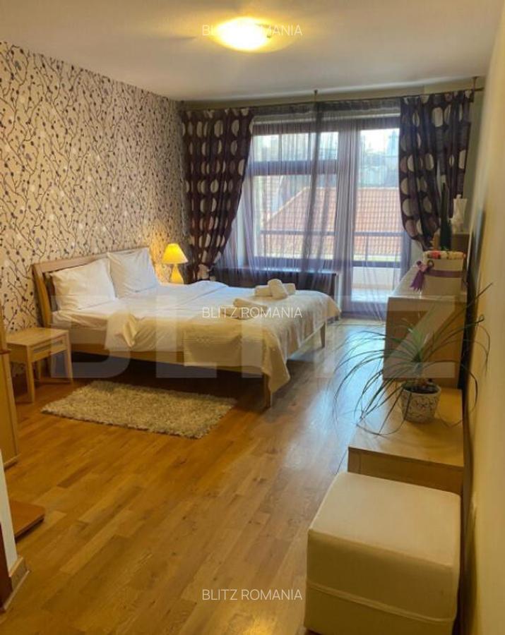 Apartament cu 3 camere ?i 3 bai in vila, zona Schei - 3