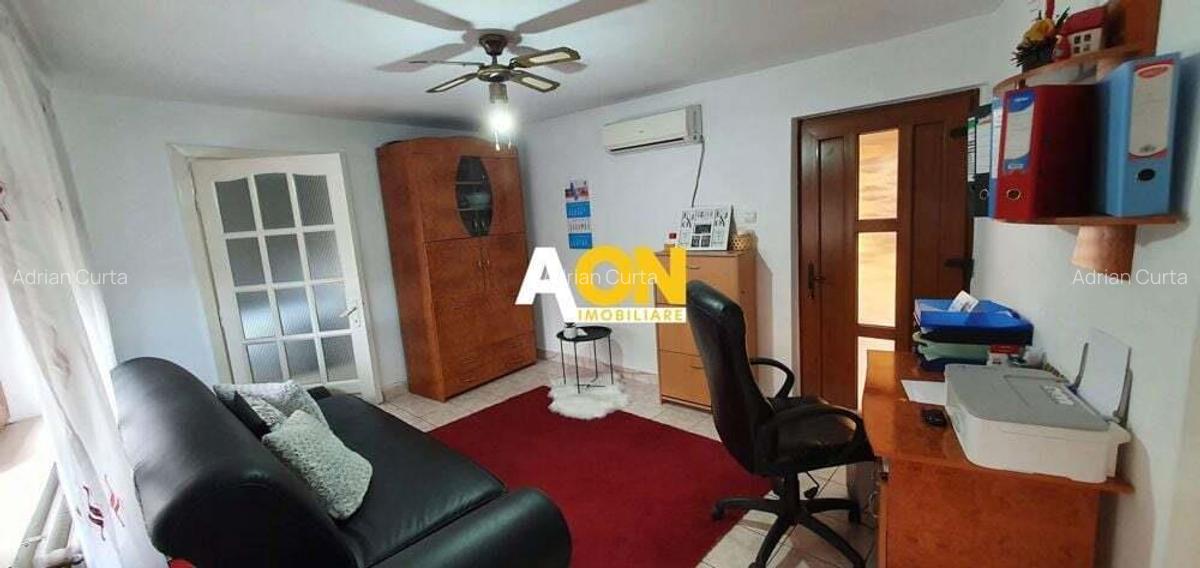 Casa cu 7 camere, 2 spatii comerciale, pretabila pt. birouri, Centru - 6