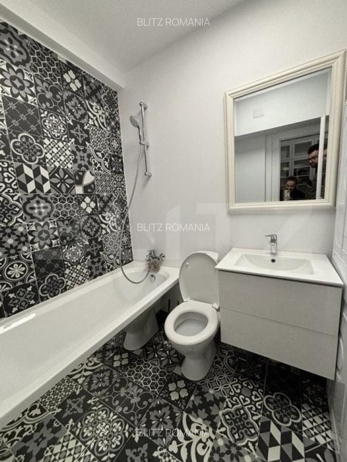 Apartament deosebit intr-o cladire istorica, ultracentral - un camin elegant si - 4