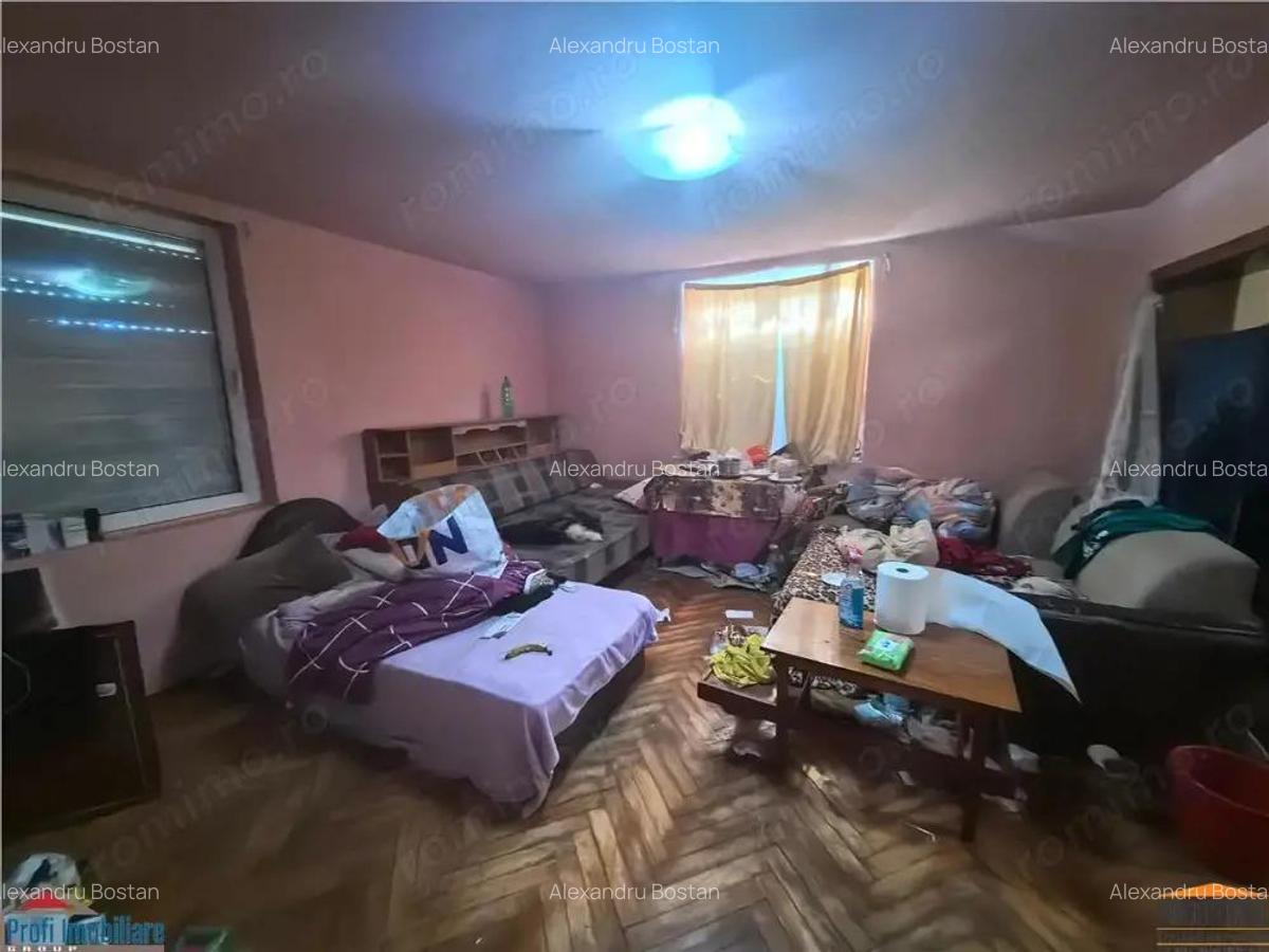 Casa 4 camere si teren de 720 mp - 9