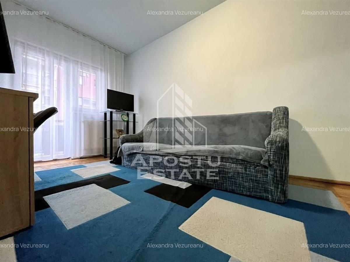 Apartament cu 3 camere decomandat, mobilat în Girocului - 1