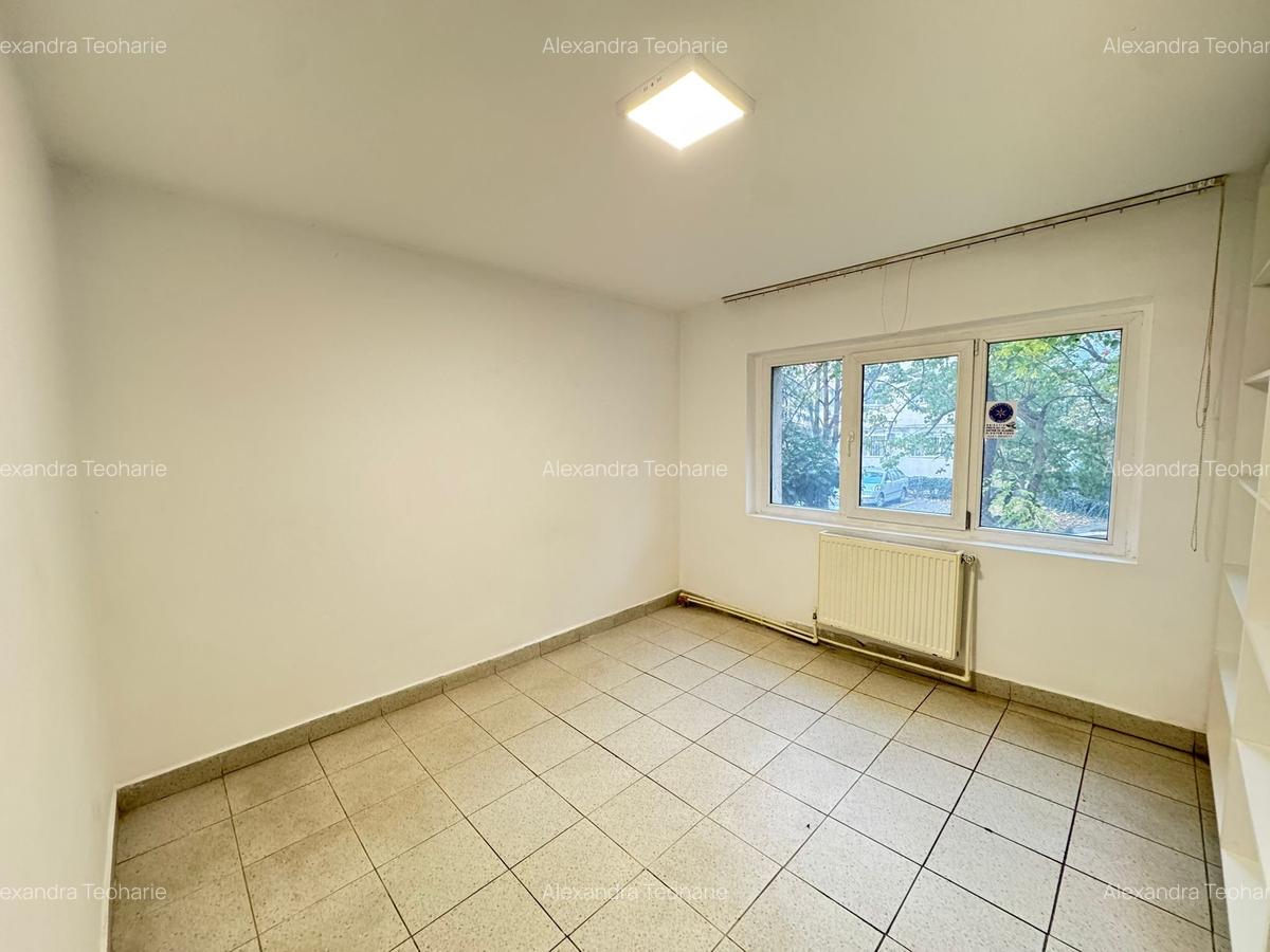 Spatiu stradal, 50 mp, zona Anda - 3