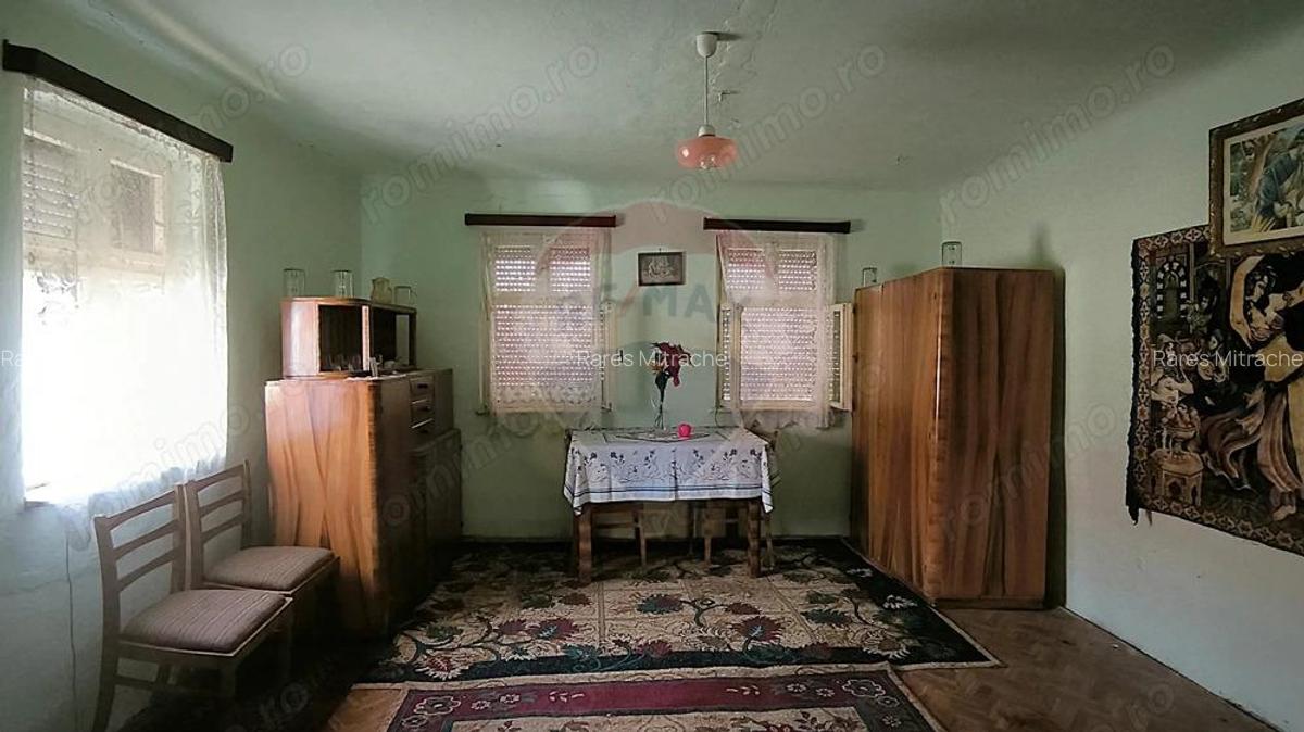 Casa la ?ara in Transilvania - sat sasesc Paucea, jud. Sibiu - 16