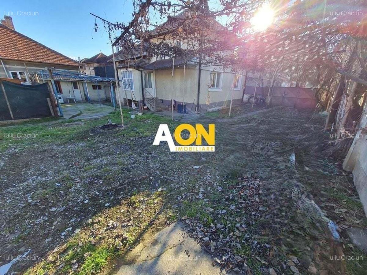 Casa 4 camere, 93 mp Construit, Teren 468 mp, Zona Cetate - 2