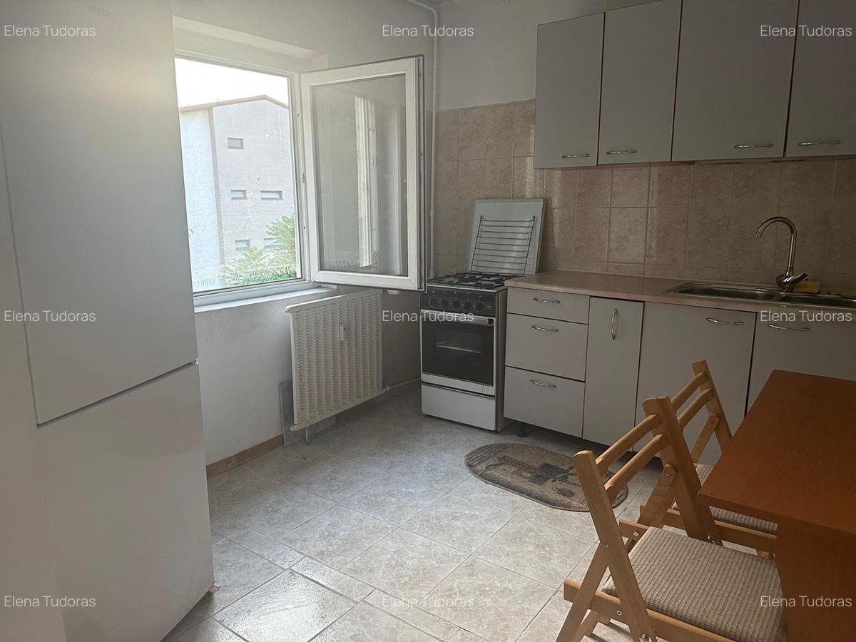 Garsoniera cu balcon inchis in zona Lujerului, 42 mp,  mobilata, AC, metrou - 2