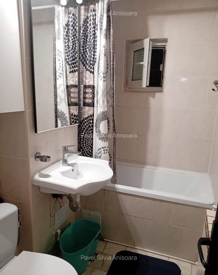 Apartament 3 camere decomandat Etaj 1/4 Mazepa 2 - 8