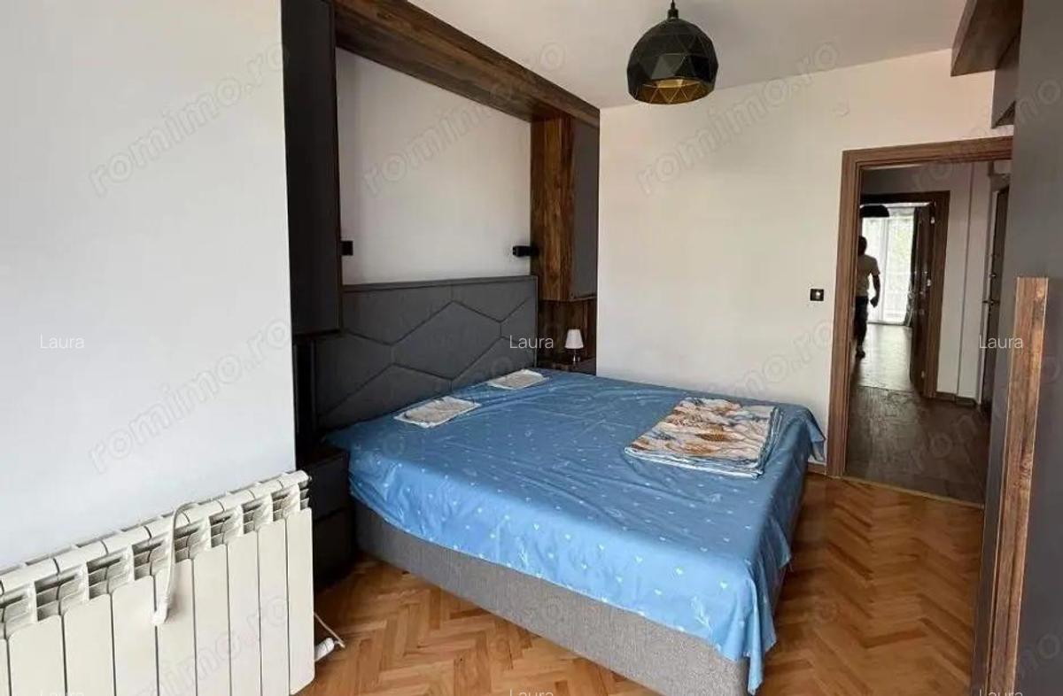 Vanzare apartament de doua camere Vitan - 4