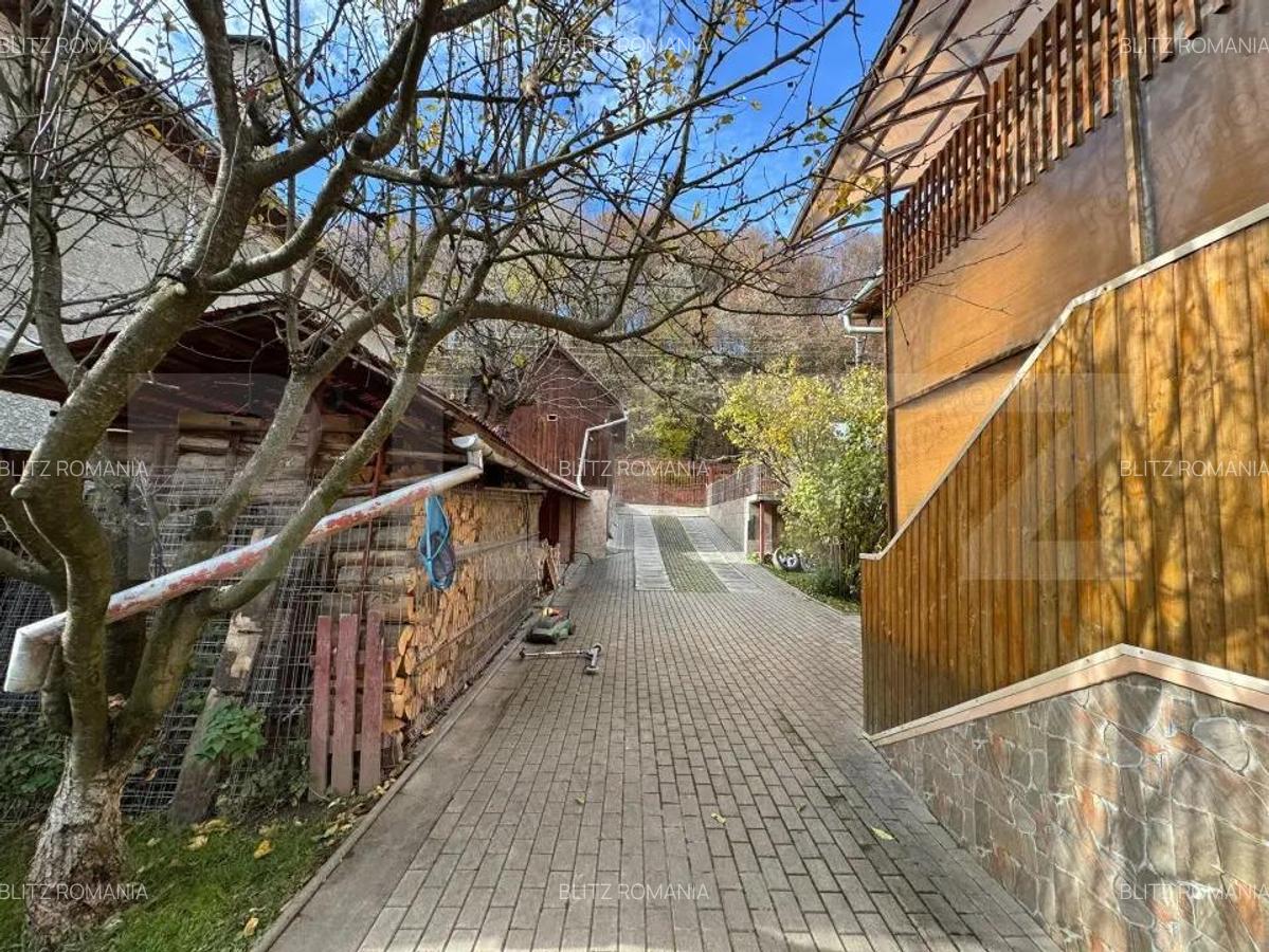 Proprietate spa?ioasa, curte generoasa in Campeni, ?ara Mo?ilor - 2 Proprietate spa?ioasa, curte generoasa in Campeni, ?ara Mo?ilor - 2