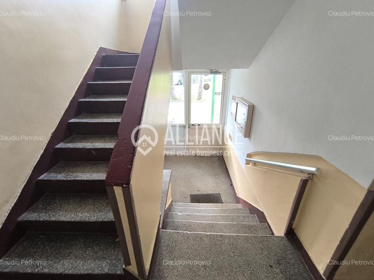 CENTRU COLONADELOR(cod03) - 2 Camere luminoase ! - 14