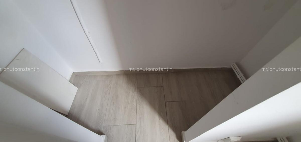 Apartament cu 2 camere semidecomandat în Astra - 13