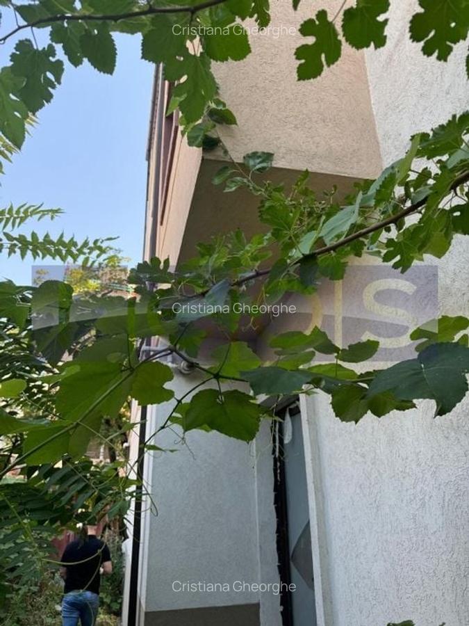 CASA DE VANZARE -S+P+3E - ZONA DOROBANTI - 2