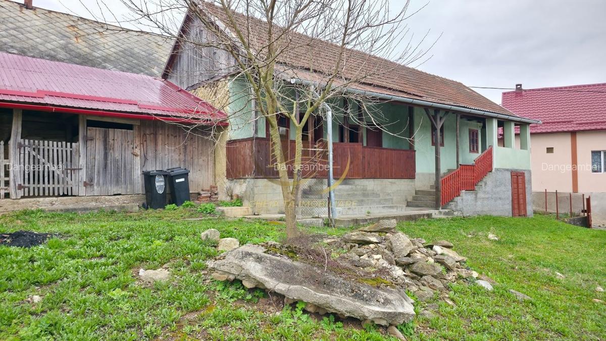 Oportunitate unică în Sâncraiu/Huedin: Casă cu teren generos de 2270 m - 4