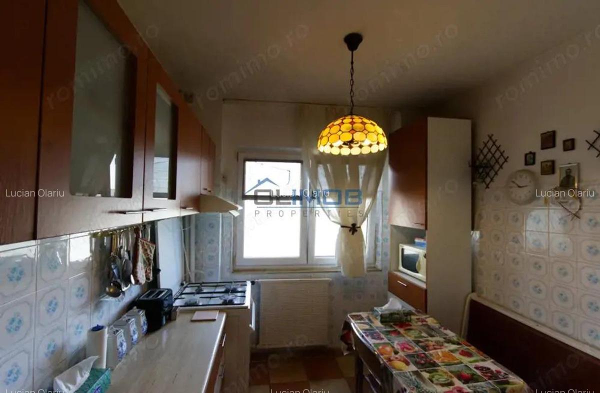 Apartament 3 camere de vanzare vedere spate Bulevardul Tei - 5