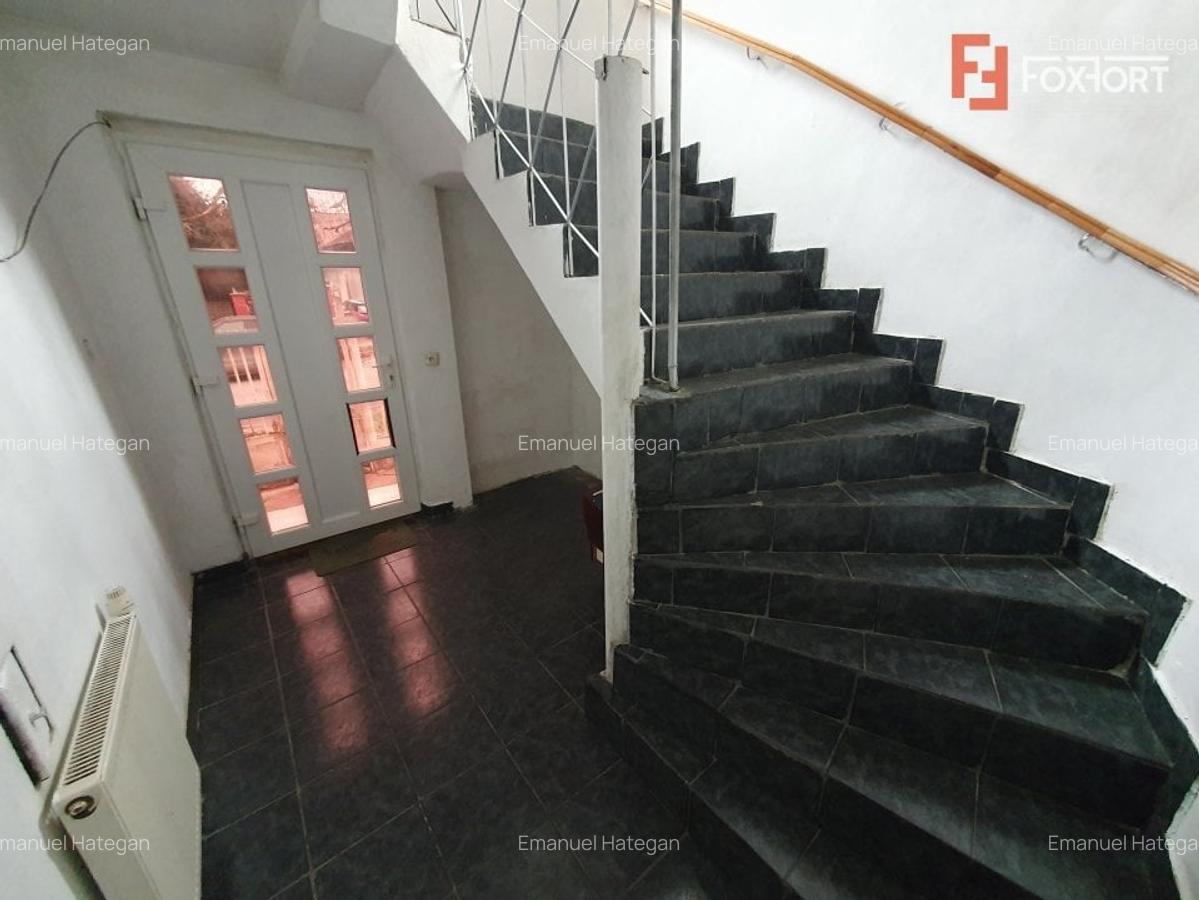 Casa individuala cu 6 camere si teren de 500 mp - zona Kiriac - 11