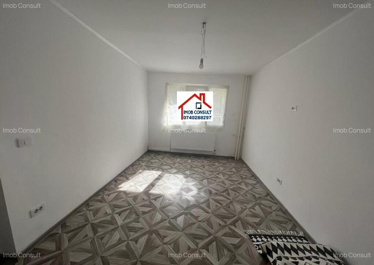 Totul NOU , 3 camere decomandate ,PARTER cod CE 1021 - 2