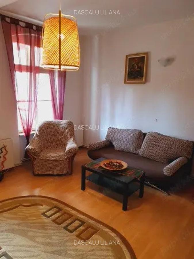 Vand apartament cu 2 camere in Sinaia Cartier Furnica - 2