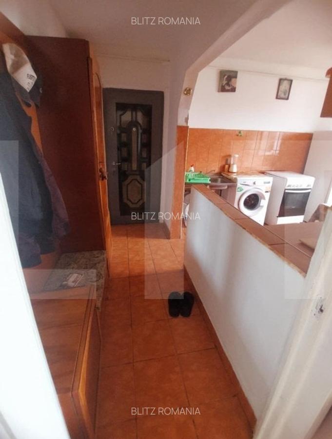 Apartament de vanzare, cu 2 camere, 60 mp, zona Vlaicu - 2