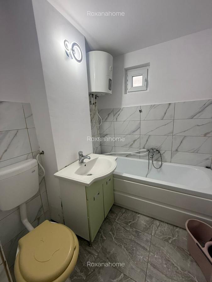 Apartament 3 camere, 2 băi • Parter • Zona Comisa – Central • Complet renovat, m - 8