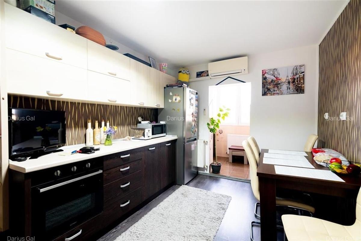 Apartament cu 2 camere decomandat în Rogerius - 2