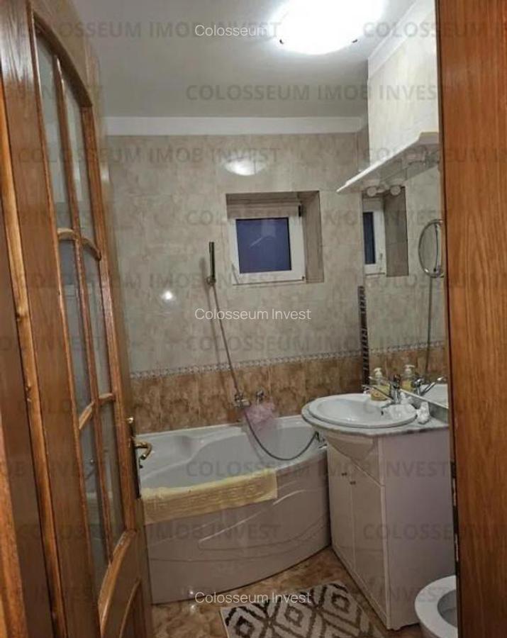 Apartament 2 camere semidecomandat - zona Racadau - 4