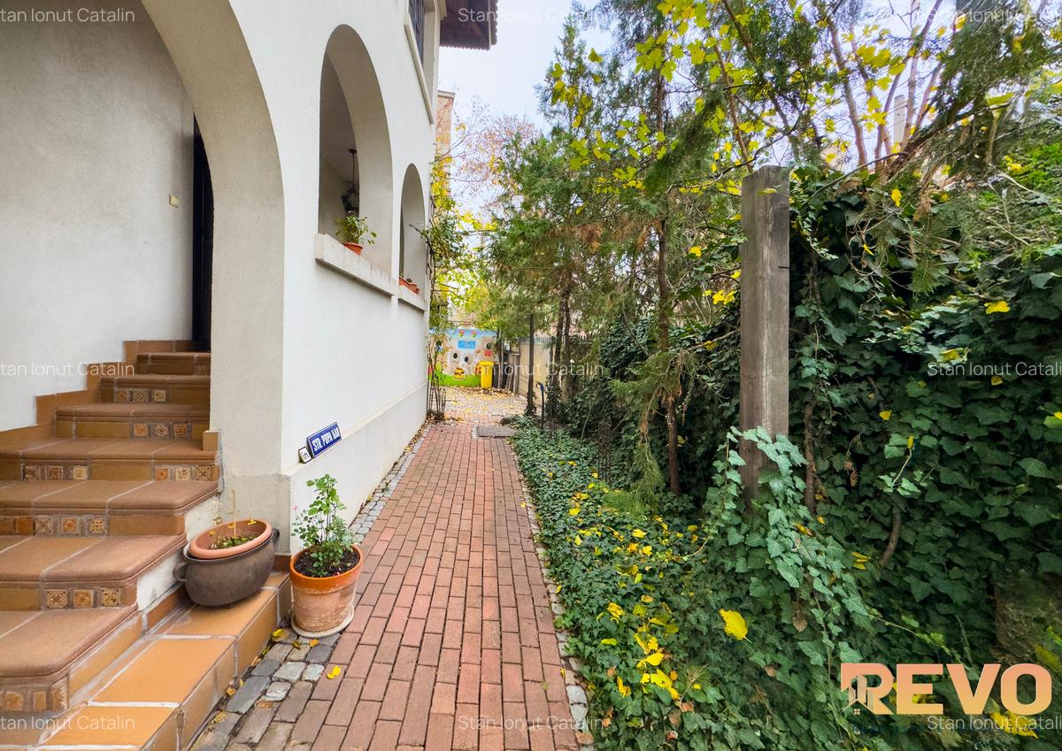 Popa Nan – Pache Protopopescu • Vilă P+1+M, curte proprie, 180mp - 4