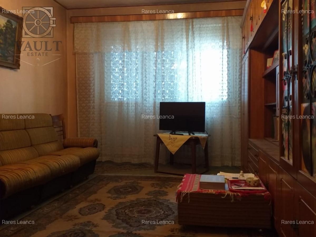 Apartament 3 camere - BLOC ANVELOAPT - 5 minute METROU OBOR - 2