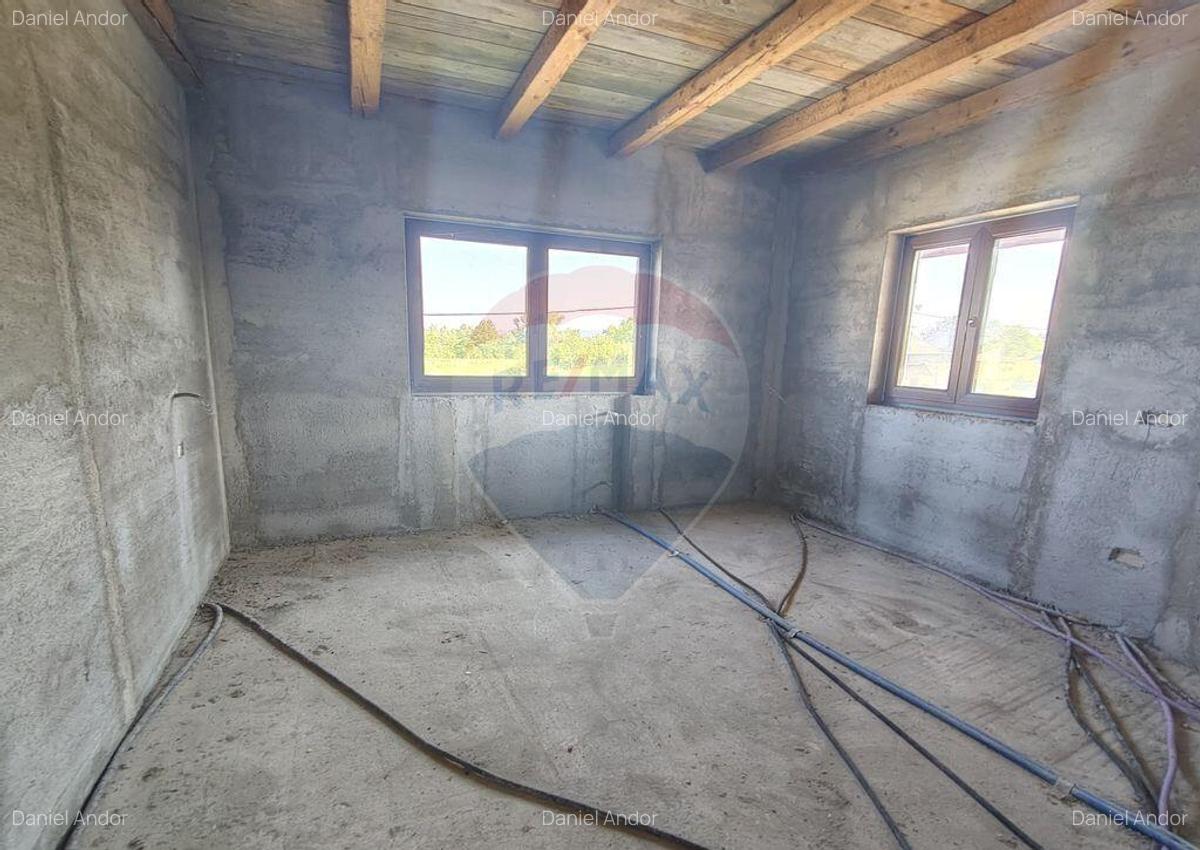 Casa de vanzare P+E cu 0% comision | 200 mp utili - 13