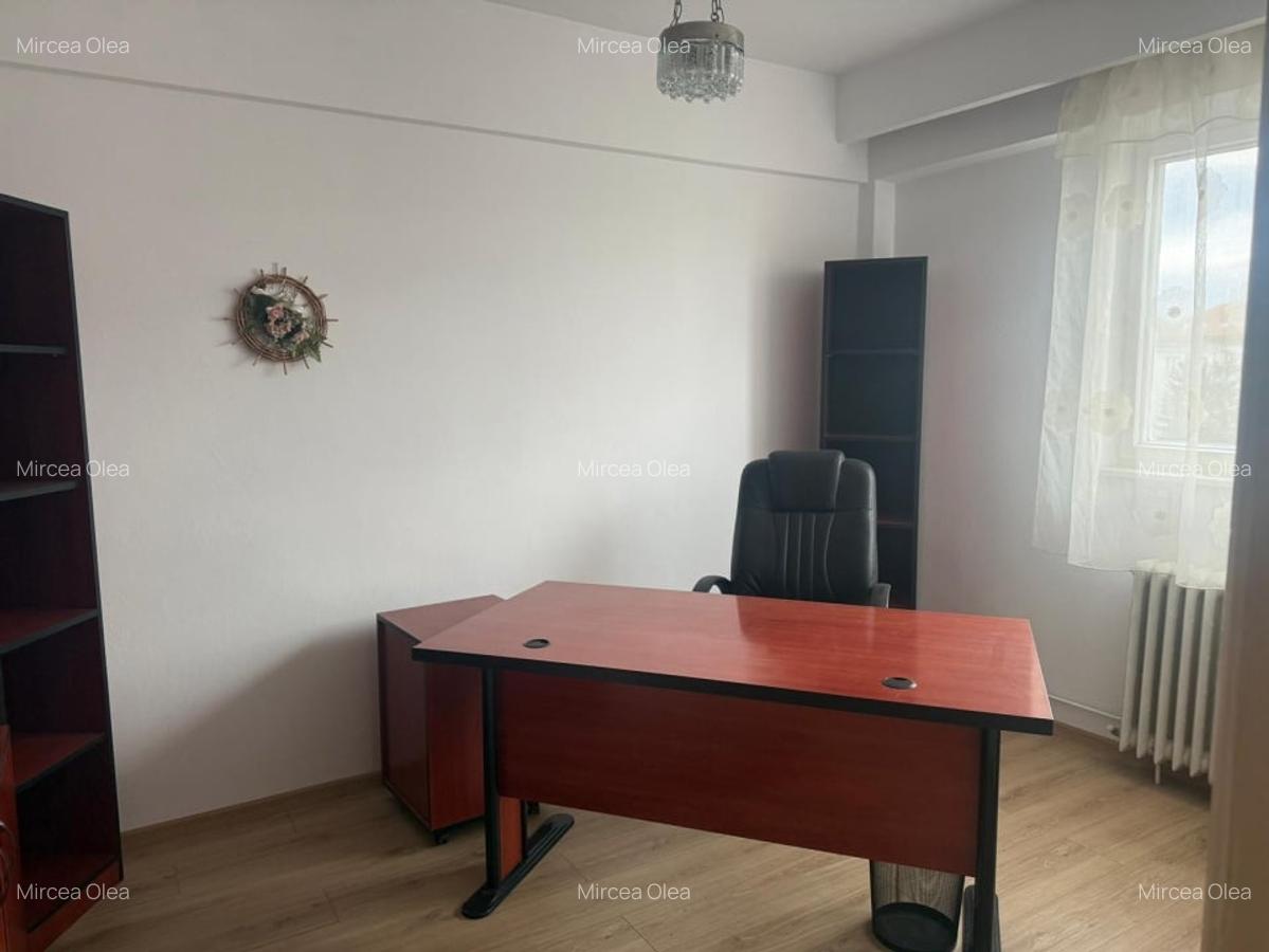 Apartament 5 camere-Scoala de Inot - 7