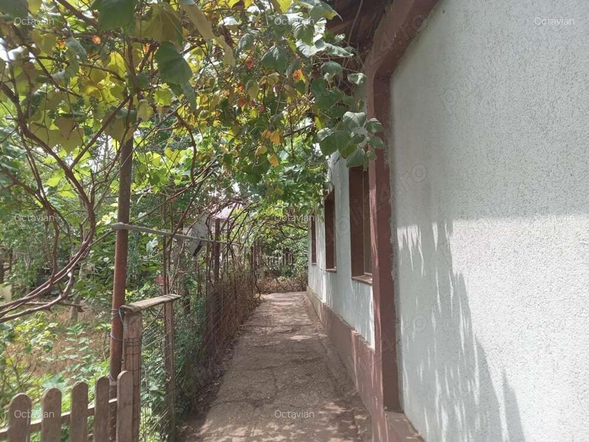 Casa de vanzare+1000 mp teren, la tara - 9