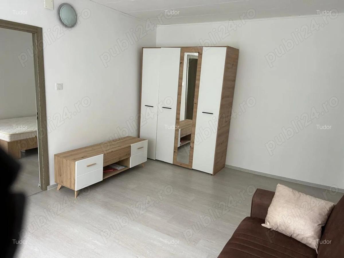 Vind apartament 2 camere renovat si utilat - 1