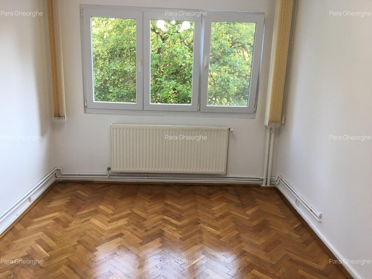 Apartament cu 4 camere decomandat în Take Ionescu - 4