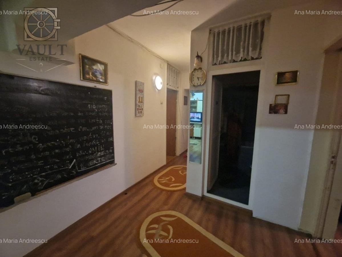 Apartament cu 4 camere decomandat în Rahova - 6