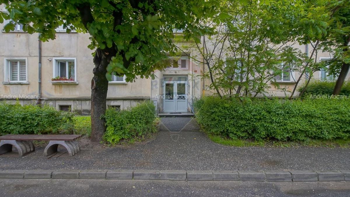 Garsonieră decomandată, mobilată în Brașovul Vechi - 1