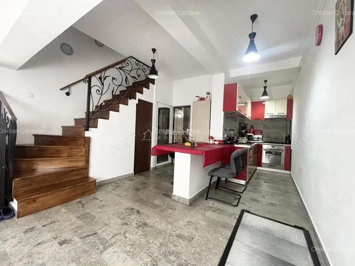 Refugiu urban cu personalitate Casa cu mansarda si crama amenajata - zona centrala - 19