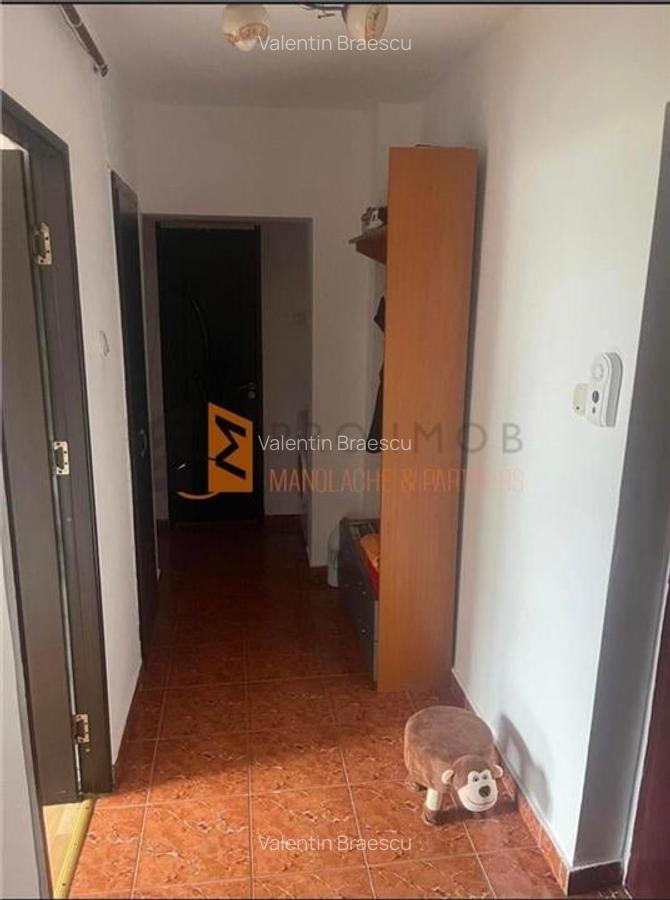 Apartament 2 camere cf 1  decomandat zona  Micro 3 - 4