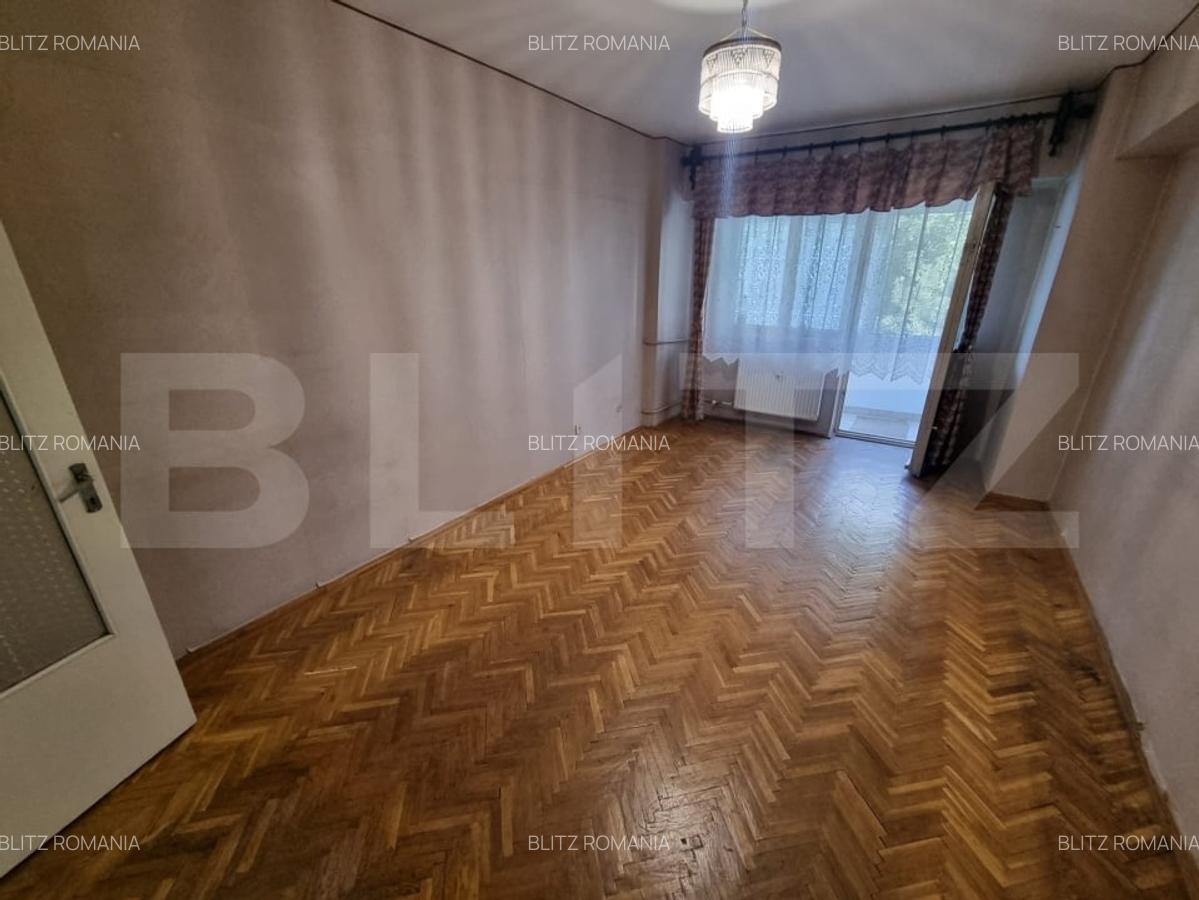 Apartament 4 camere decomandate, Rovine Zona Posta - 1