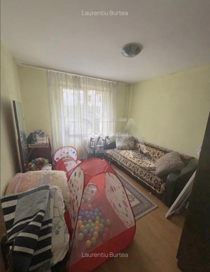 3 camere 2/8 ,anvelopat, Gorjului-Str. Azurului. - 3