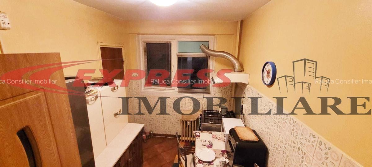 Apartament cu 3 camere decomandat în Dristor - 1
