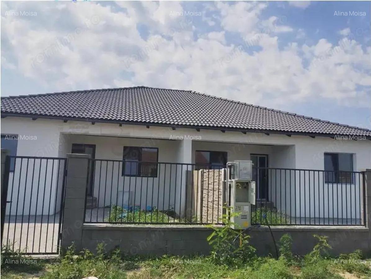 Duplex 4 camere - langa asfalt - personalizare interioara - 1