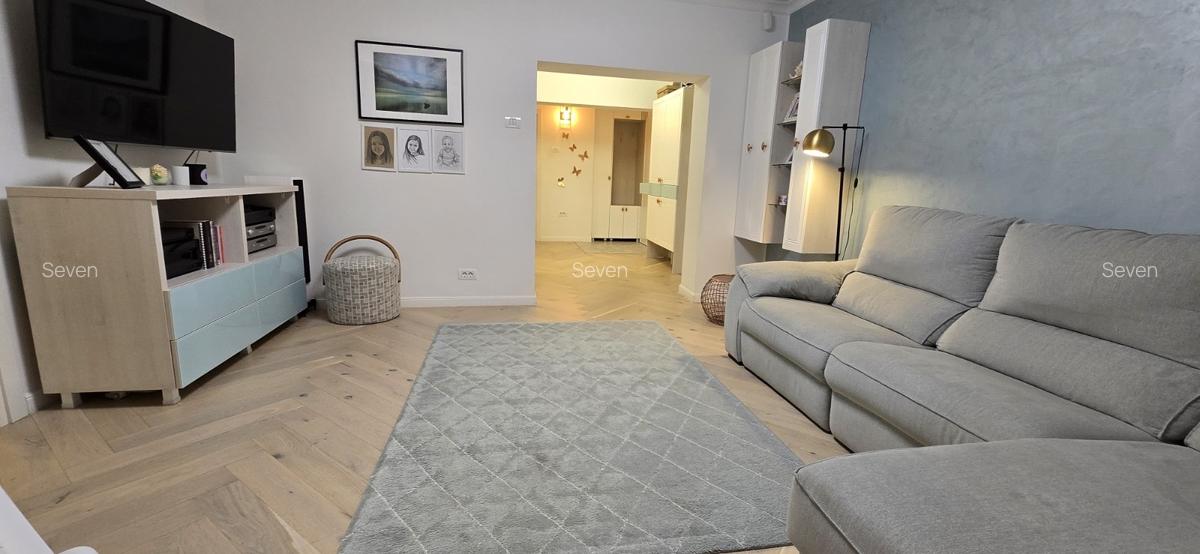 Apartament 4 camere de lux - Faleza Nord - 269.900 euro(Cod E8) - 1