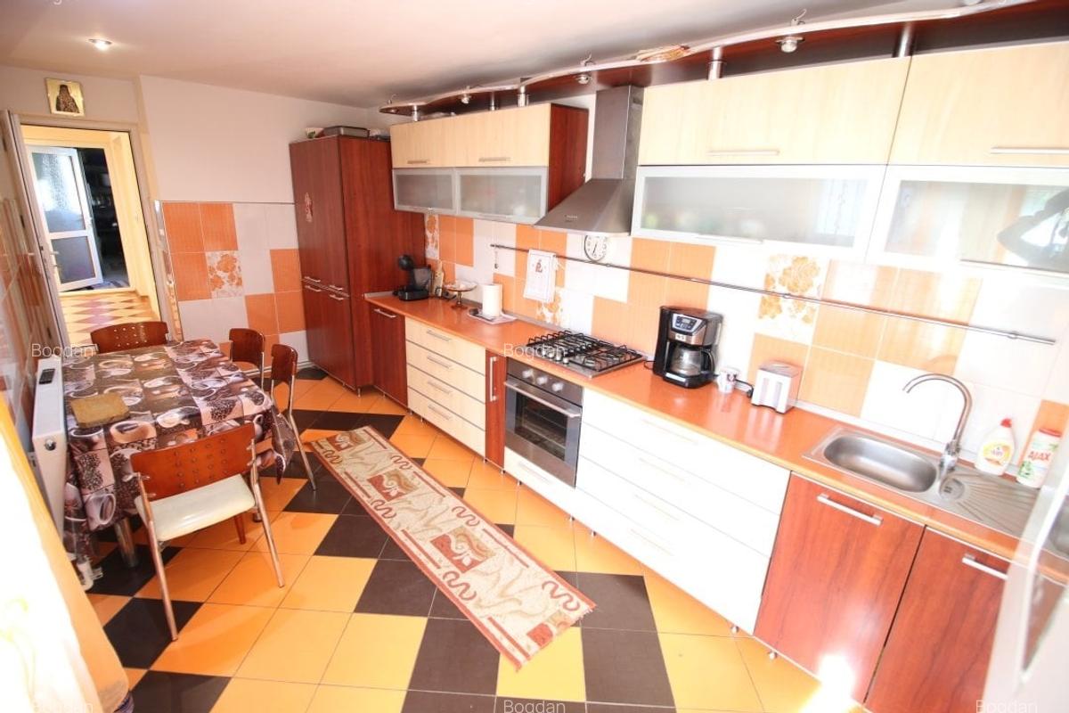 Casă individuală cu 4 camere în Schela - 11