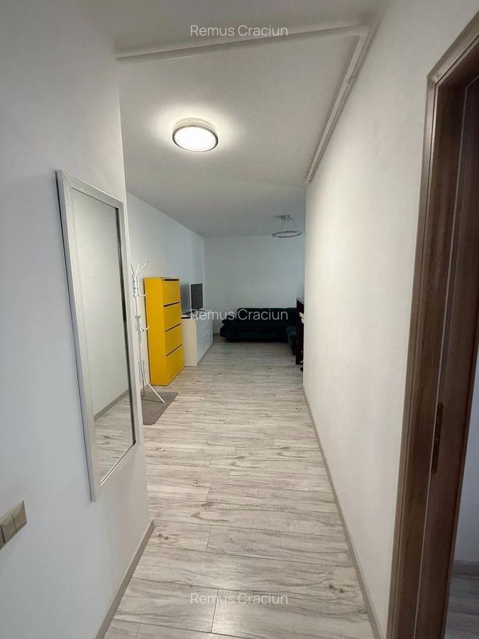 Vă propune spre  închiriere Apartament Modern cu 3 Camere în zona Sopor - 4